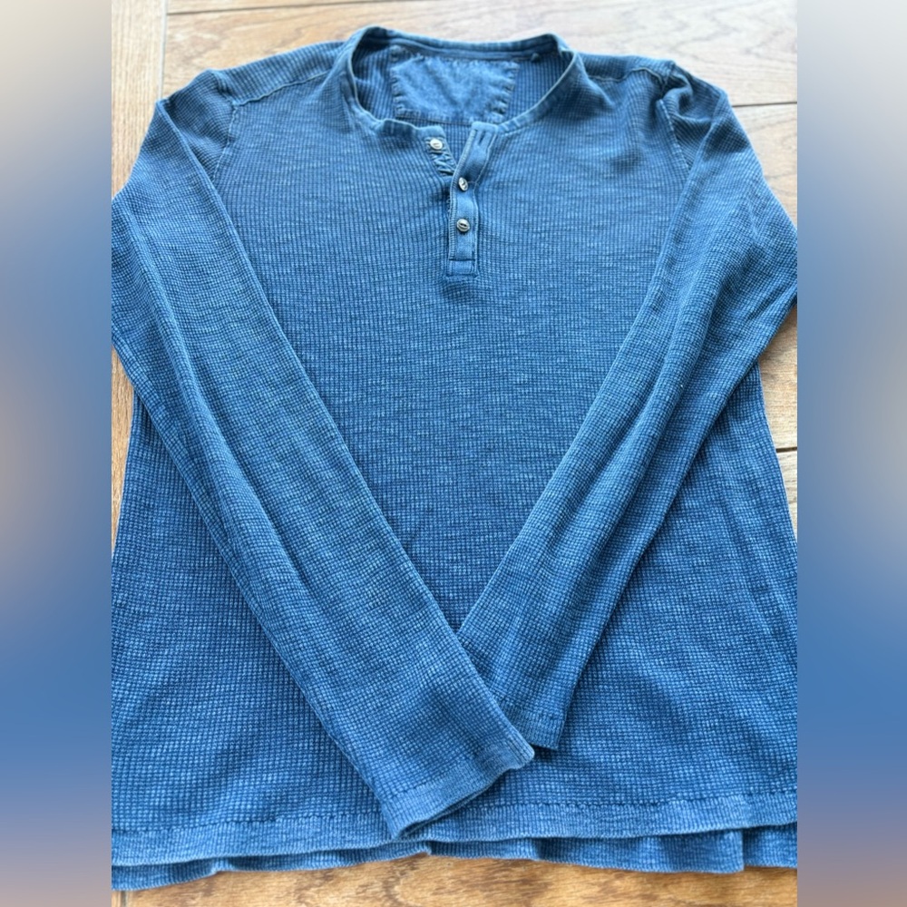 John Varvatos “Memphis” Waffle Henley – Size M – Navy Blue